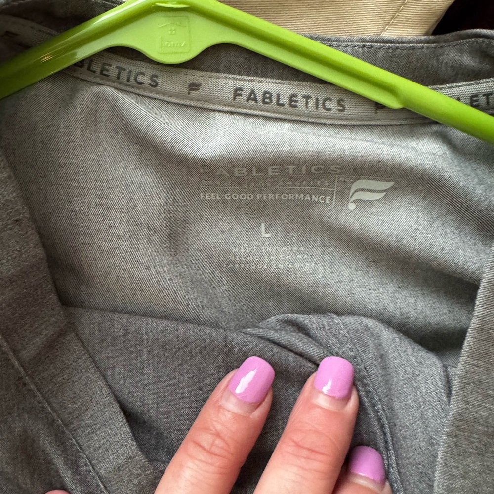 Fabletics Black Performance Top - Picture 5 of 8